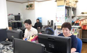 従業員の写真